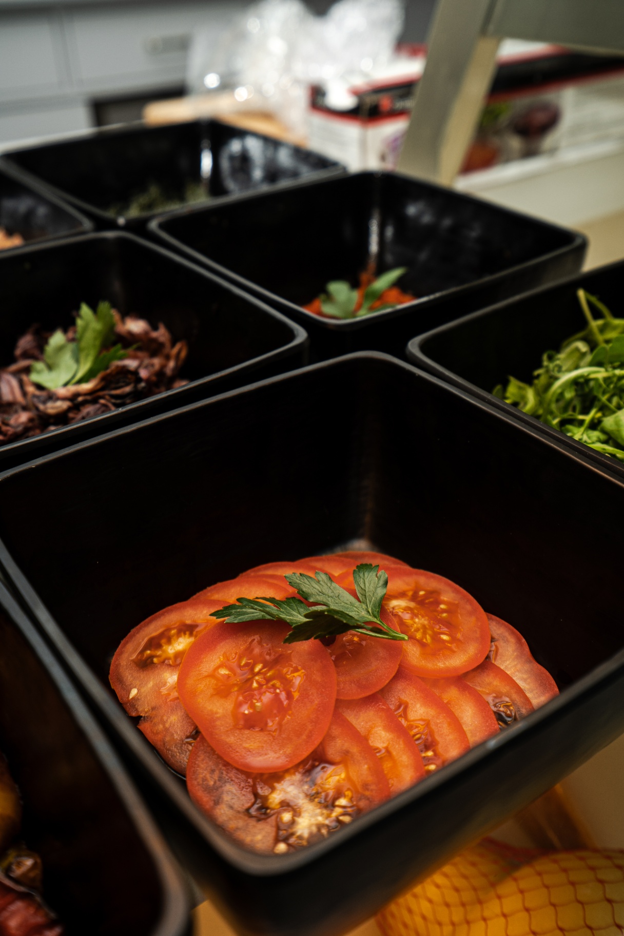 Frische Tomaten und Salat aus der Küche von IL Paradiso